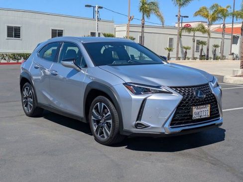 Used 2024 Lexus UX 250h FWD image 3