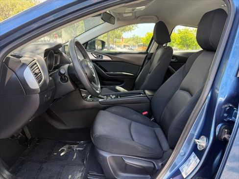 Used 2018 MAZDA MAZDA3 Sport FWD image 24