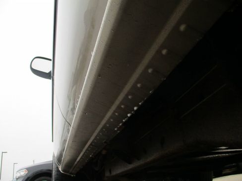 Used 2005 Chevrolet Tahoe LS image 13