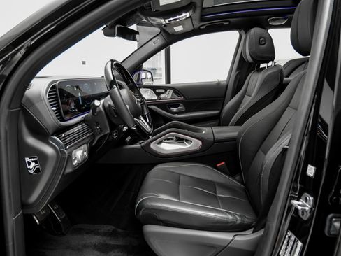Used 2021 Mercedes-Benz Maybach GLS 600 4MATIC image 6