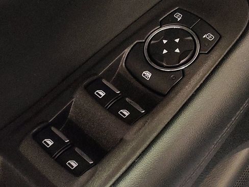 Used 2024 Ford Edge SEL image 27