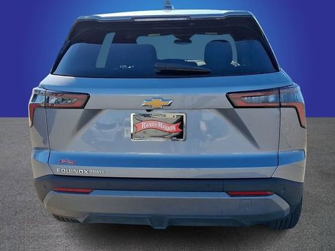 Used 2025 Chevrolet Equinox LT AWD/4WD image 5