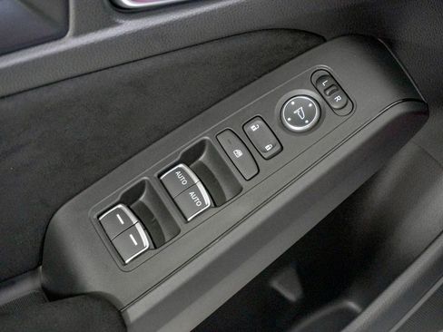 Used 2025 Honda Civic Type R image 18