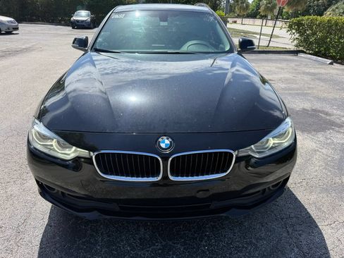 Used 2018 BMW 320i Sedan RWD image 11
