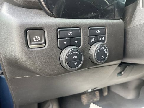 Used 2023 Chevrolet Silverado 1500 LT image 43