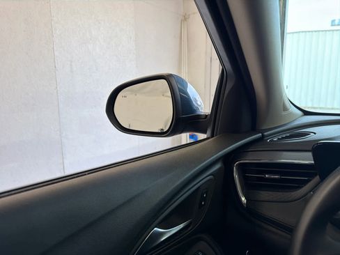 Used 2025 Buick Encore GX Sport Touring w/ Advanced Technology Package image 43