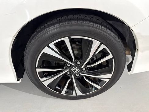Used 2016 Honda Accord EX-L image 7