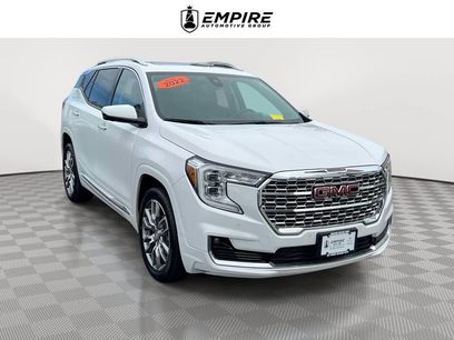 Used 2022 GMC Terrain Denali w/ Denali Premium Package