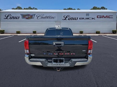 Used 2023 Toyota Tacoma SR5 RWD image 5