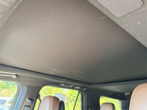 Certified 2024 Lincoln Navigator Reserve image 30