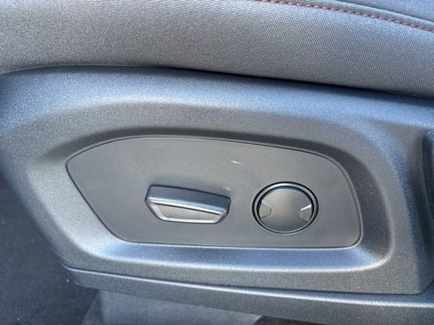 New 2026 Ford Explorer Active image 13