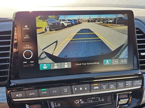 Used 2026 Honda Odyssey Elite image 10