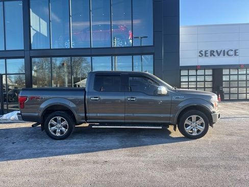 Used 2018 Ford F150 Lariat image 2