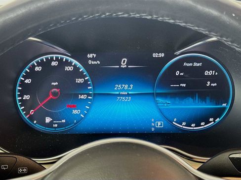 Used 2022 Mercedes-Benz GLC 300 4MATIC image 13