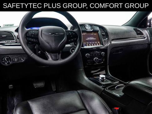 Used 2023 Chrysler 300 S w/ Comfort Group RWD image 18