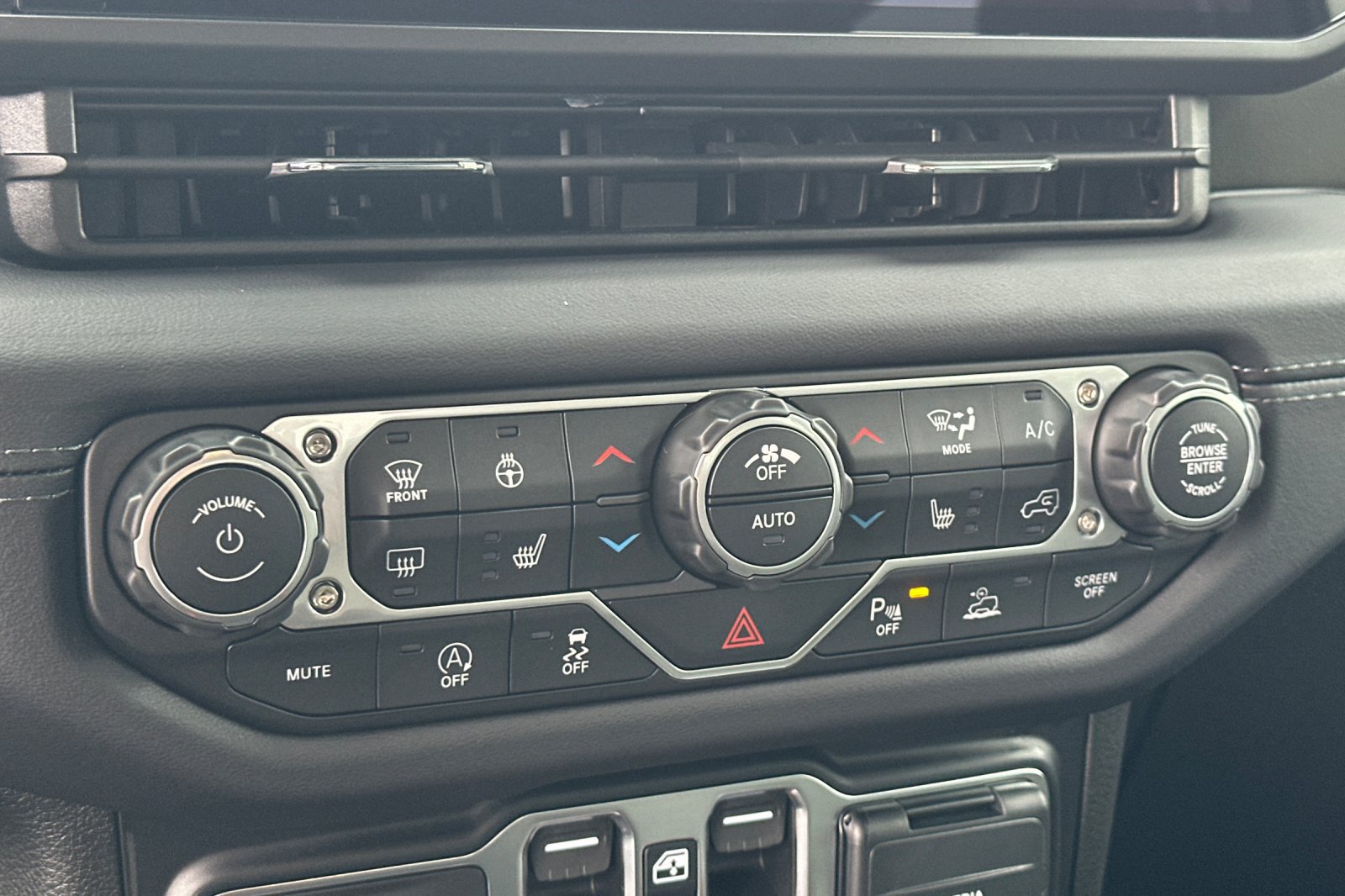 New 2026 Jeep Gladiator Mojave AWD/4WD image 20
