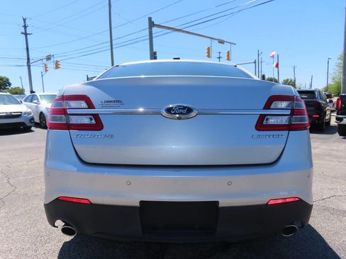 Used 2015 Ford Taurus Limited FWD image 7