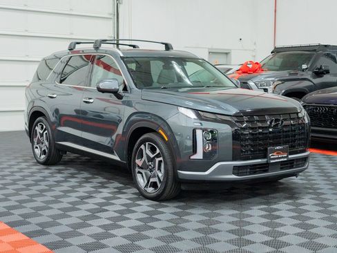 Used 2023 Hyundai Palisade SEL w/ Premium Package AWD/4WD image 8