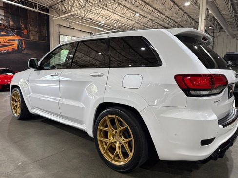 Used 2020 Jeep Grand Cherokee Trackhawk w/ Trailer Tow Group IV image 38