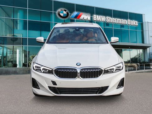 New 2026 BMW 330i Sedan w/ Premium Package image 2