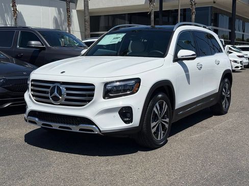 New 2026 Mercedes-Benz GLB 250 image 10
