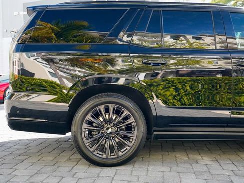 Used 2025 Cadillac Escalade Sport Platinum w/ LPO, ONYX Package image 30