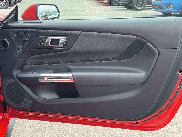 Used 2024 Ford Mustang Coupe RWD image 22