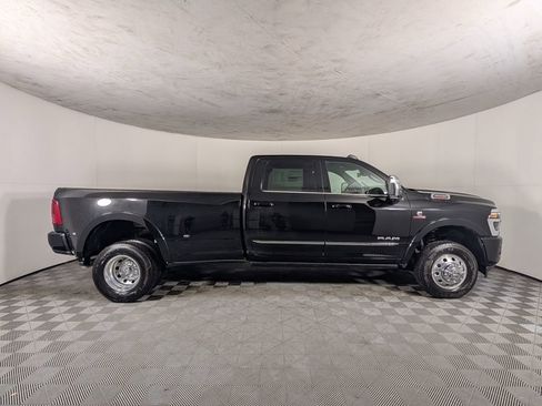 New 2026 RAM 3500 Limited image 6