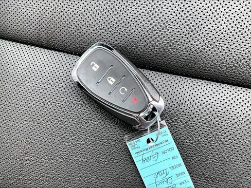 Used 2025 Chevrolet Trax RS w/ Driver Confidence Package FWD image 14