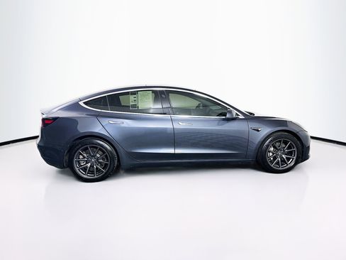 Used 2018 Tesla Model 3 Long Range image 10