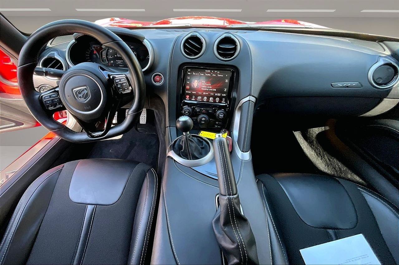 Used 2016 Dodge Viper SRT-10 RWD image 7