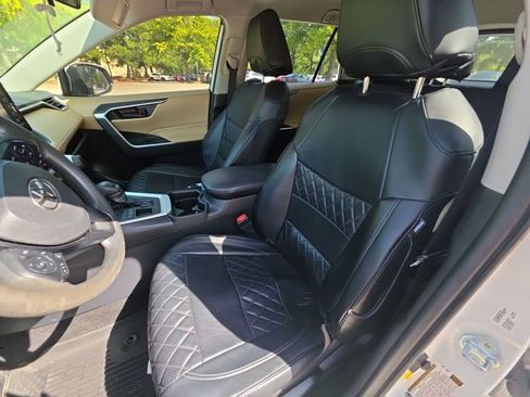 Used 2020 Toyota RAV4 LE w/ All Weather Liner Package AWD/4WD image 11