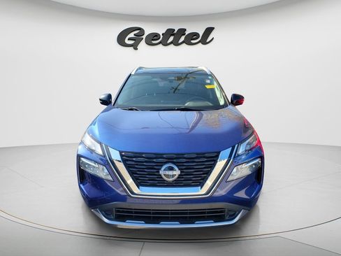 Used 2023 Nissan Rogue SL w/ SL Premium Package image 2