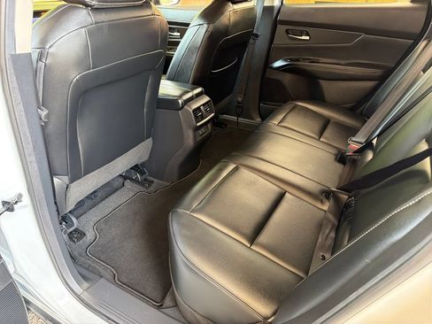 Used 2025 Nissan Murano SV FWD image 28