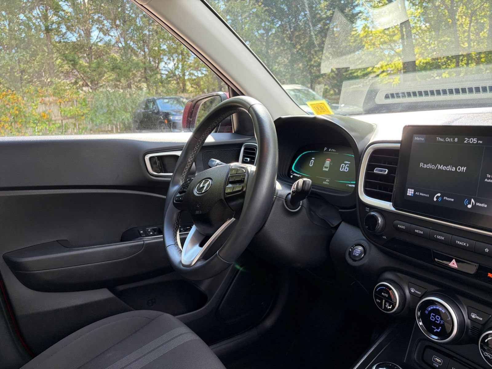 Used 2026 Hyundai Venue SEL FWD image 33