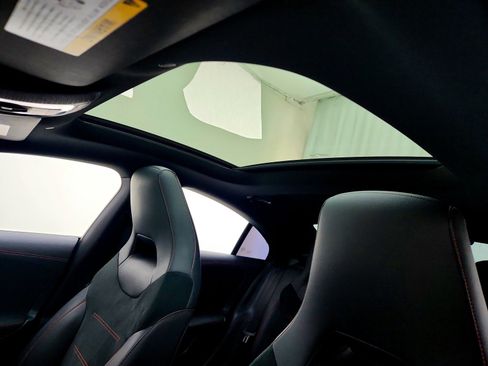 Used 2023 Mercedes-Benz CLA 250 image 13