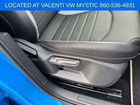Certified 2023 Volkswagen Taos SEL AWD/4WD image 28