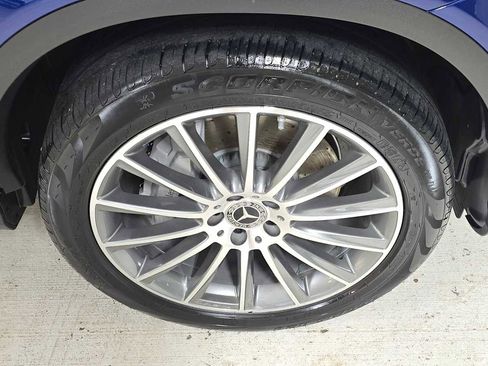 Used 2020 Mercedes-Benz GLC 300 4MATIC image 9