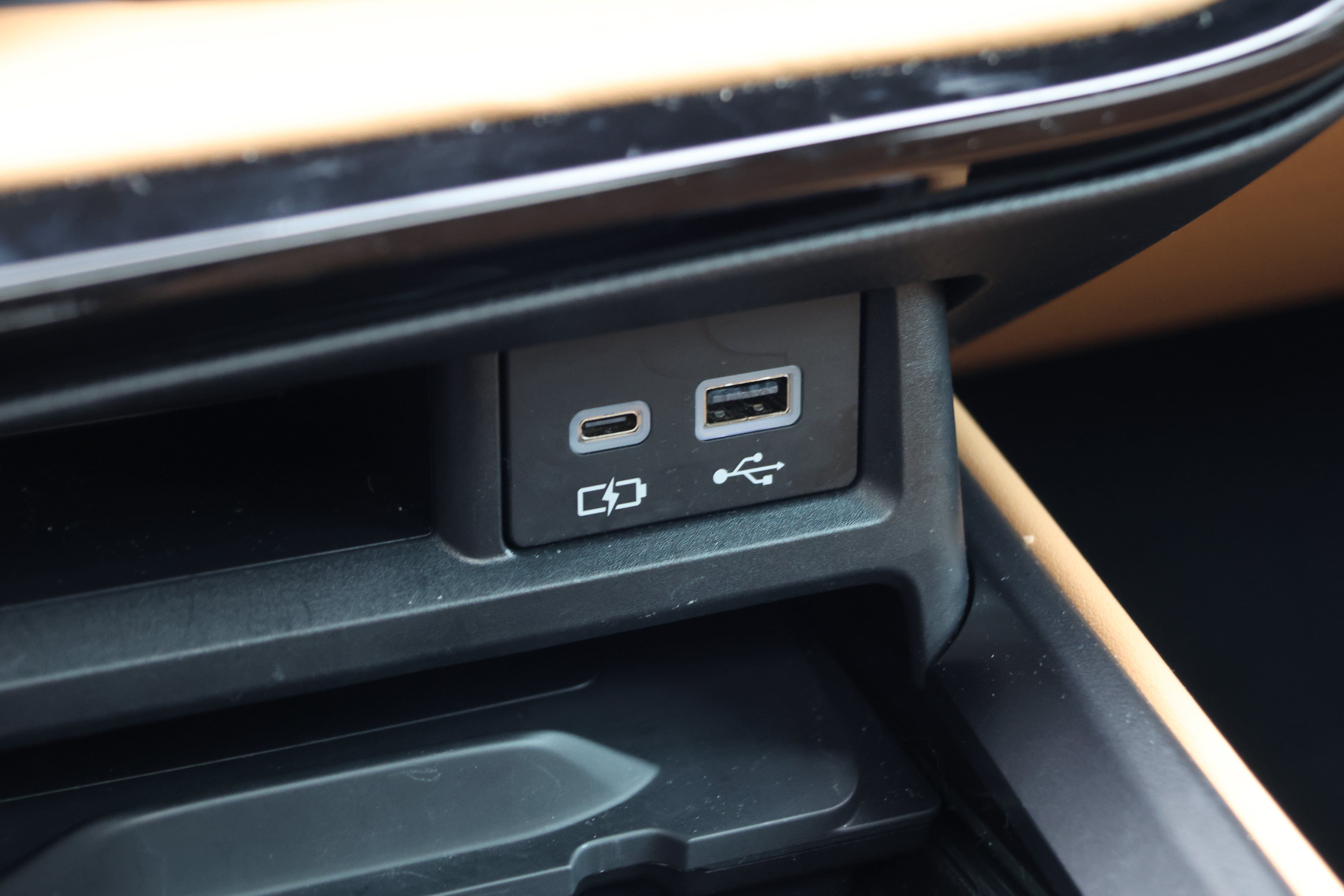 Used 2024 Lexus NX 250 FWD image 29