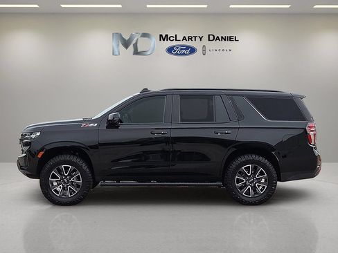 Used 2021 Chevrolet Tahoe Z71 w/ Z71 Signature Package AWD/4WD image 3