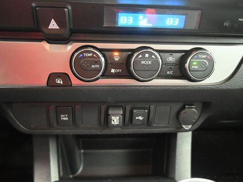 Used 2023 Toyota Tacoma SR5 image 27