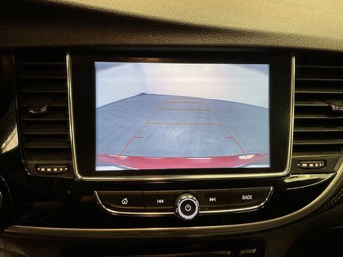 Used 2019 Buick Encore Preferred w/ Safety Package AWD/4WD image 17