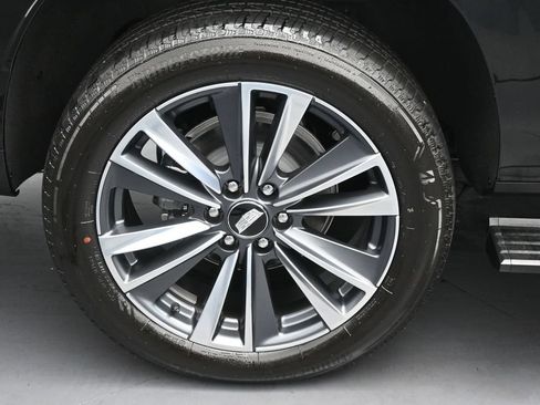 Used 2026 Cadillac Escalade ESV Sport AWD/4WD image 36
