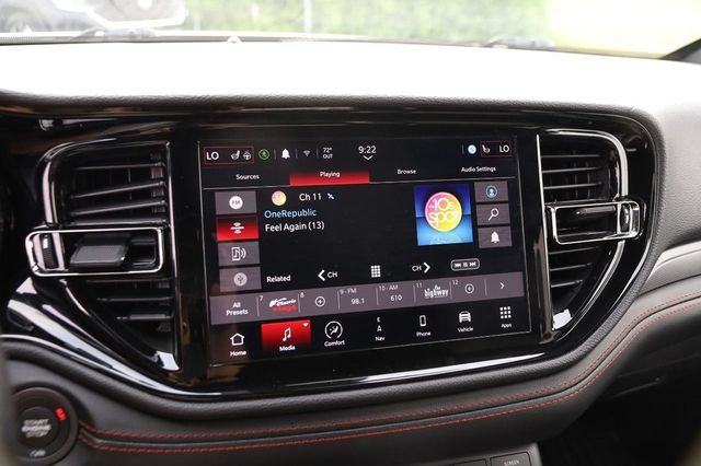 Used 2024 Dodge Durango GT AWD/4WD image 16