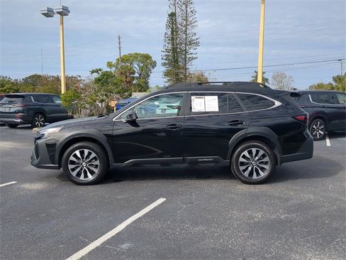 Used 2024 Subaru Outback Limited image 3