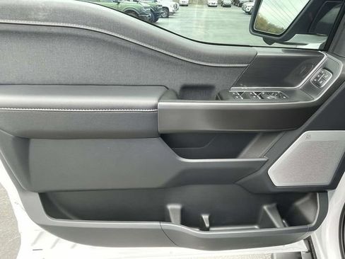 Used 2025 Ford F150 Lariat w/ Equipment Group 502A High image 18