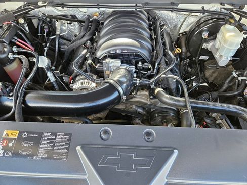 Used 2015 Chevrolet Silverado 1500 High Country w/ High Country Premium Package image 27