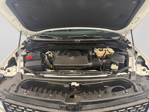 Certified 2023 Cadillac Escalade Premium Luxury image 5