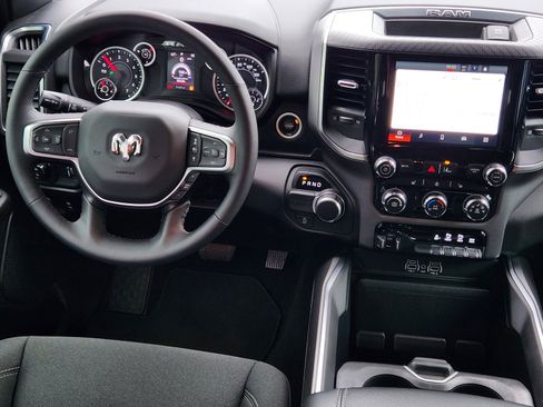 Used 2025 RAM 1500 Lone Star RWD image 9