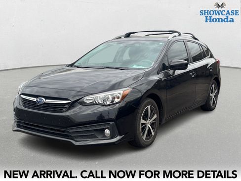 Used 2022 Subaru Impreza Premium image 2